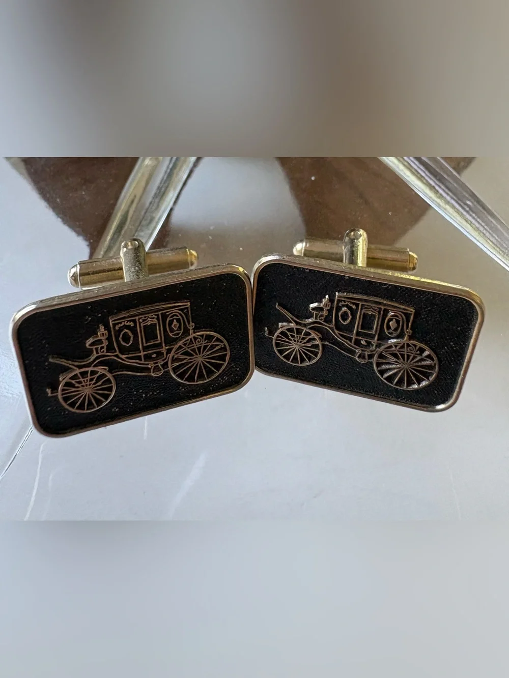 Carriage Cufflinks Gold Tone Black Enamel Dress Shirt Tux Suit Vintage